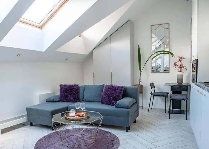 Lejlighed E.m. In Center